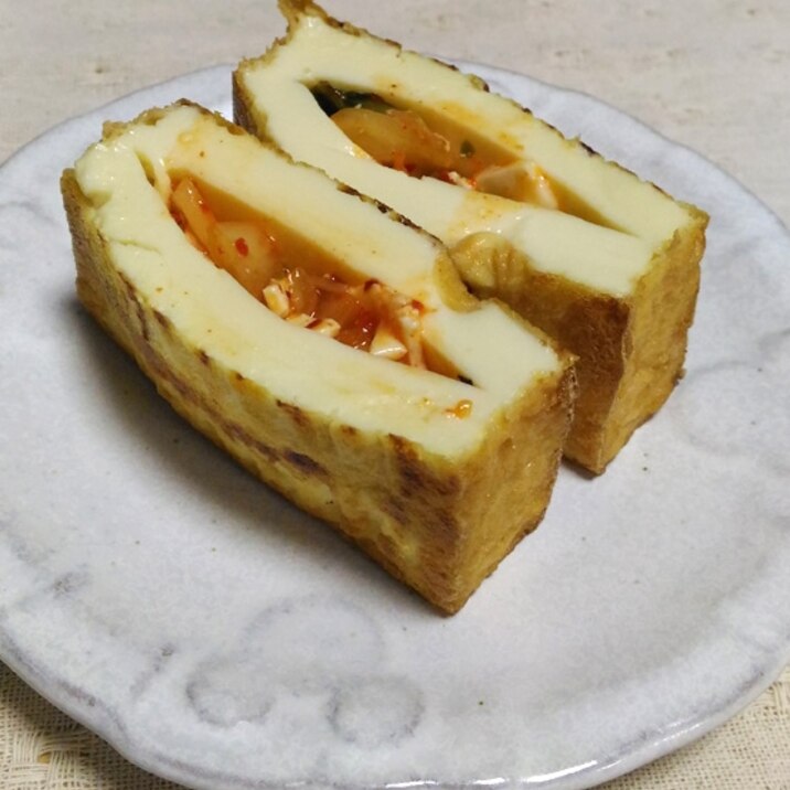 ずぼらおつまみ☆厚揚げのキムチチーズ挟み